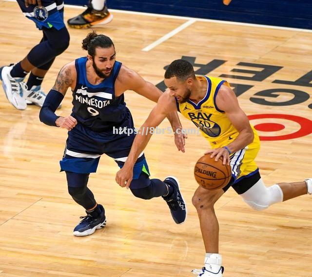 StephenCurry神奇表现，勇士击败湖人